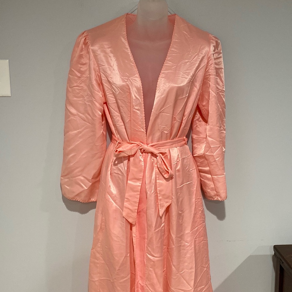 👛 Vintage 80’s Reposé Silk Long Maxi Robe 👛